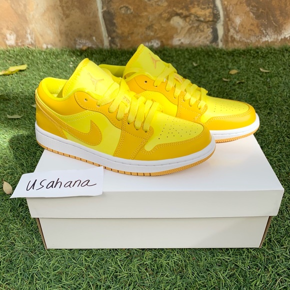 Women’s Nike air Jordan 1 low - Picture 3 of 4